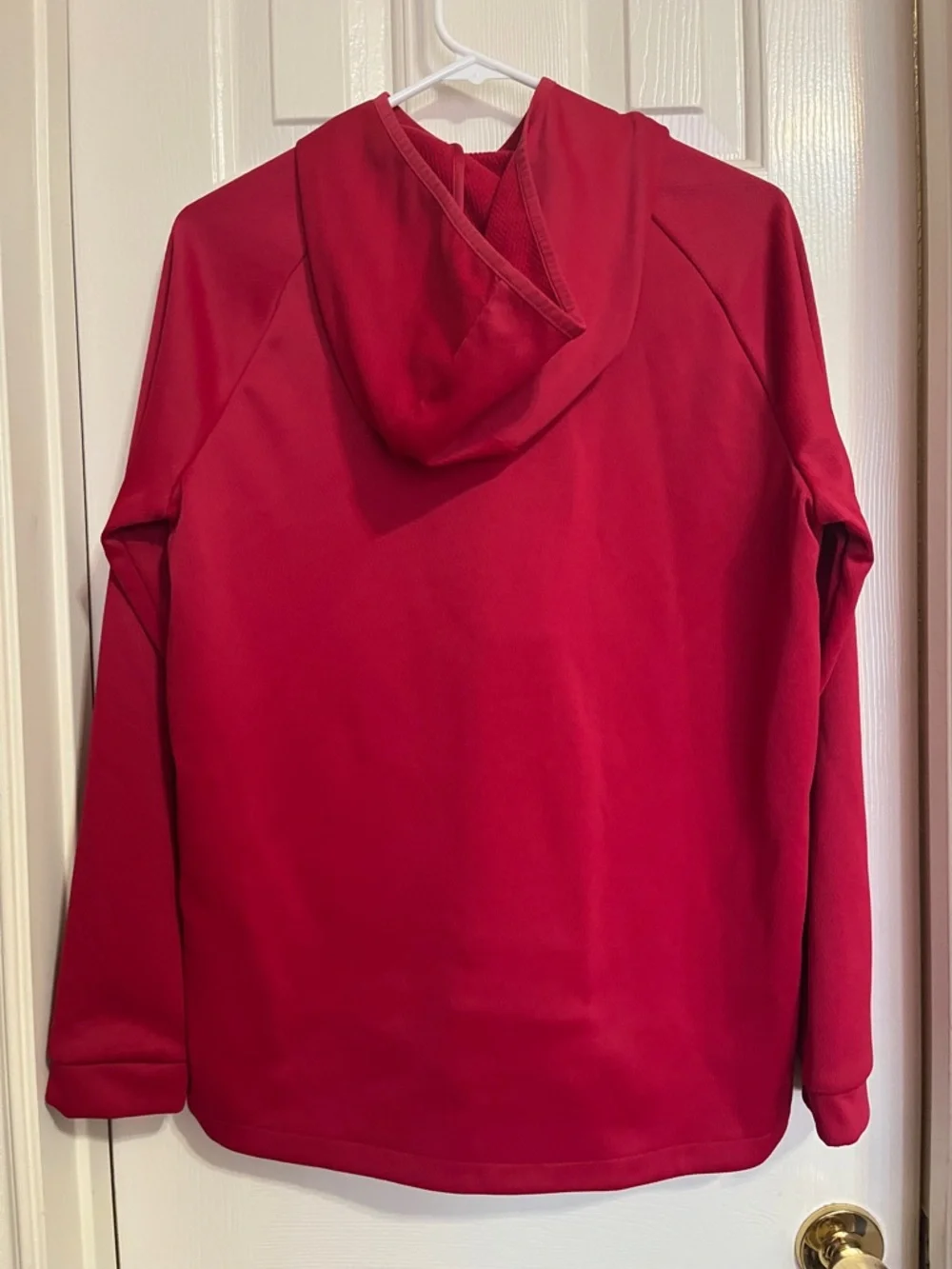 adidas chest 42”
